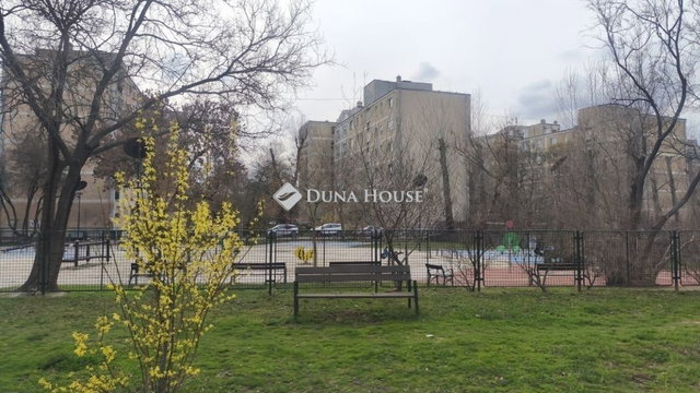Eladó ipari ingatlan, Budapesten, XIII. kerületben 40 M Ft