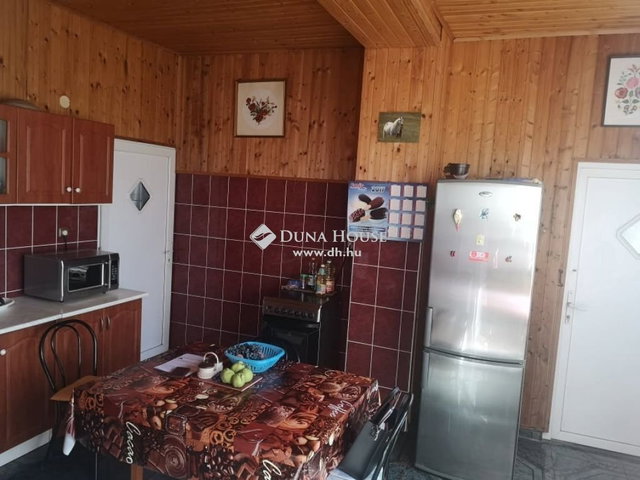 Eladó családi ház, Bácsalmáson 28.99 M Ft, 4 szobás