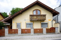 Eladó családi ház, Budaörsön 169.9 M Ft, 5 szobás