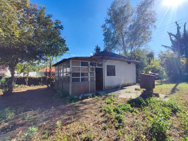 Eladó családi ház, Szigetmonostorban 28.9 M Ft, 3 szobás