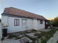 Eladó családi ház, Móron 53.5 M Ft, 4 szobás