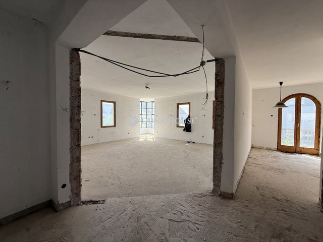 Eladó téglalakás, Szigetszentmiklóson 70 M Ft, 3 szobás