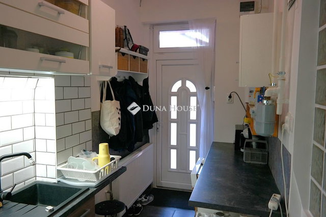 Eladó téglalakás, Budapesten, XX. kerületben 52 M Ft, 2 szobás