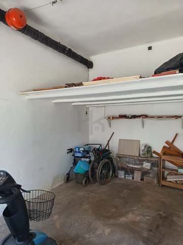 Eladó garázs, Szentlőrincen 5.9 M Ft / költözzbe.hu