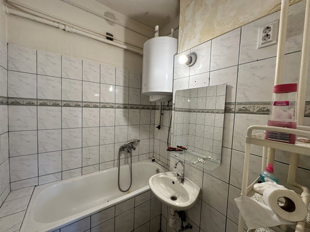 Eladó téglalakás, Budapesten, IX. kerületben, Üllői úton