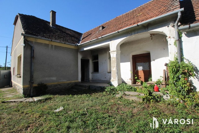 Eladó családi ház, Bőn 29.9 M Ft, 3 szobás