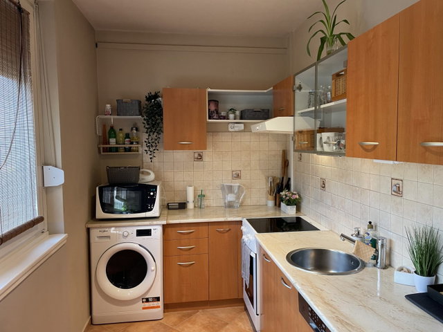Eladó panellakás, Budapesten, XXI. kerületben 64.9 M Ft