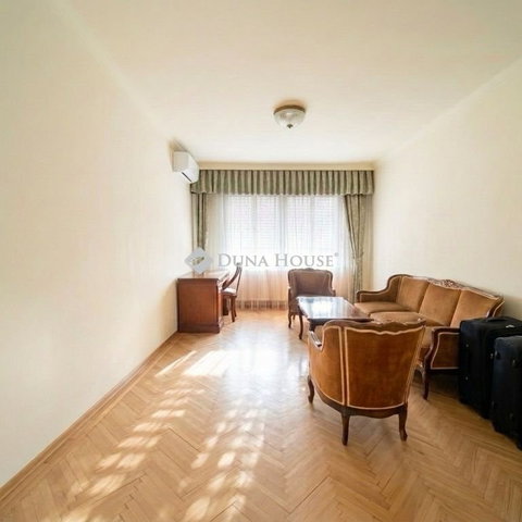 Eladó családi ház, Debrecenben 150 M Ft, 3 szobás