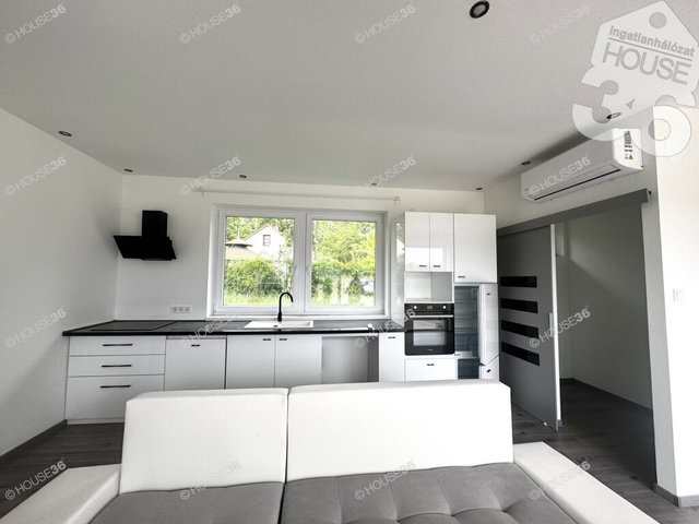 Eladó családi ház, Kecskeméten 89.9 M Ft, 3 szobás