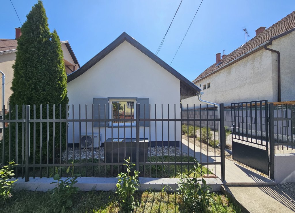 3 bed · 68m² · 64.900.000 ft