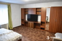 Eladó családi ház, Gyulán 13.5 M Ft, 1 szobás