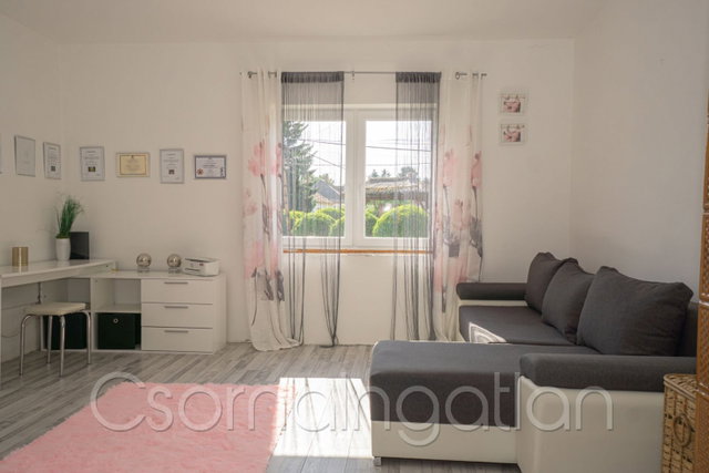 Eladó családi ház, Tárnokrétin 31 M Ft, 3 szobás