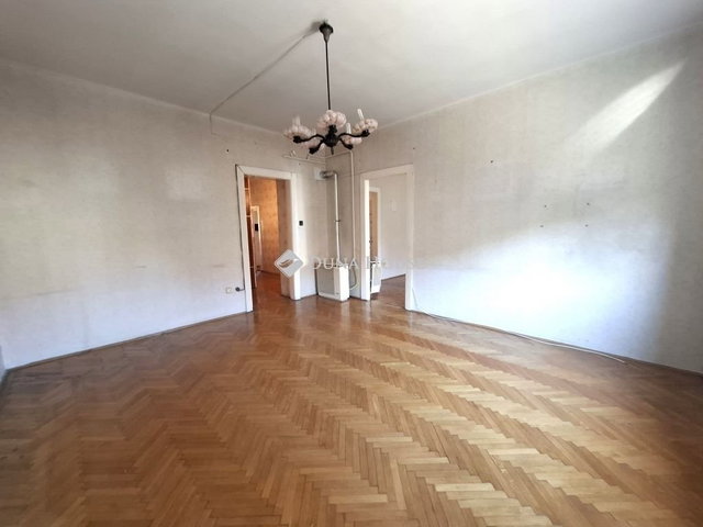Eladó téglalakás, Budapesten, III. kerületben 89 M Ft, 3 szobás