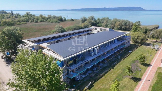 Eladó téglalakás, Balatonmáriafürdőn 58.731 M Ft, 1+1 szobás