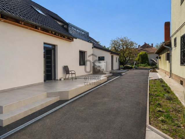 Eladó téglalakás, Balatonlelleén 89.9 M Ft, 3 szobás
