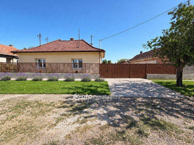 Eladó családi ház, Berettyóújfaluban 49.9 M Ft, 3 szobás