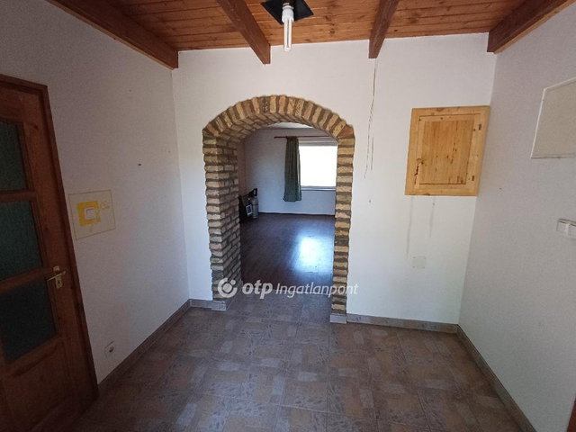 Eladó családi ház, Csongrádon 19.9 M Ft, 2+2 szobás