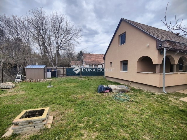 Eladó családi ház, Dömsödön 56.9 M Ft, 3 szobás