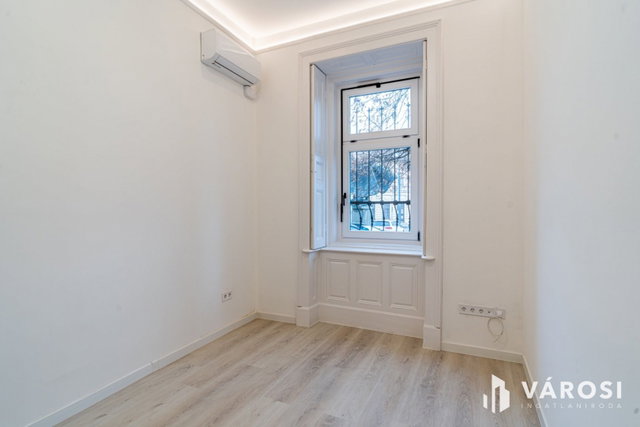Eladó téglalakás, Hódmezővásárhelyen 31.99 M Ft, 4 szobás