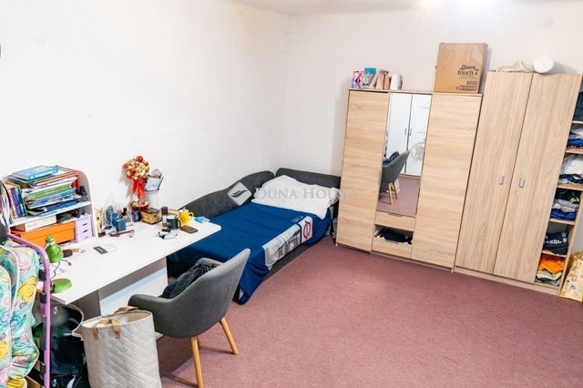 Eladó családi ház, Szegeden 64 M Ft, 4 szobás
