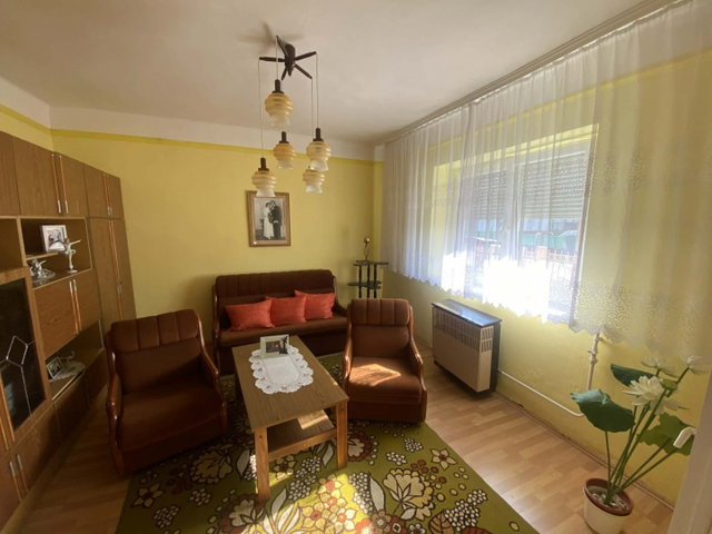 Eladó családi ház, Sényőn 43 M Ft, 2 szobás