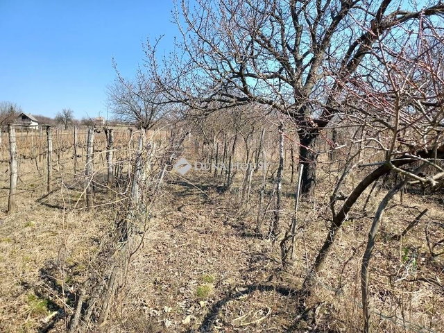 Eladó családi ház, Válon 30 M Ft, 3 szobás