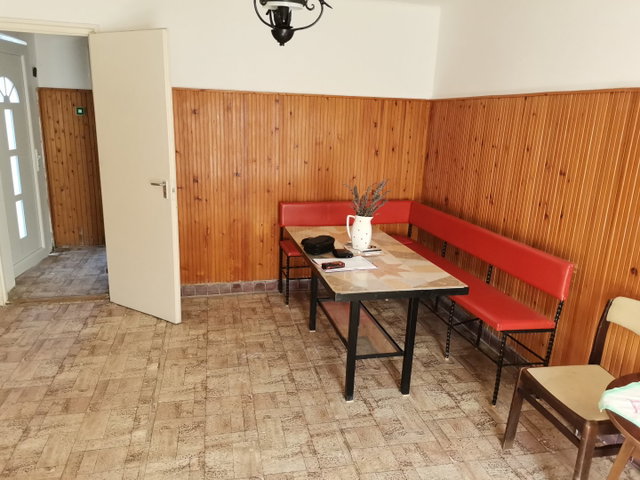 Eladó nyaraló, Tiszakécskén, Szegfű utcában 16.9 M Ft