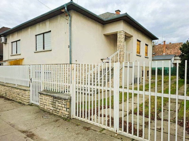 Eladó családi ház, Budapesten, XVI. kerületben 134.9 M Ft