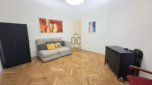 Eladó téglalakás, Budapesten, VIII. kerületben 45 M Ft, 1 szobás