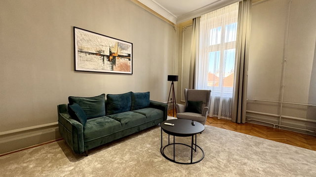 Kiadó téglalakás, albérlet, Debrecenben 600 E Ft / hó, 4 szobás