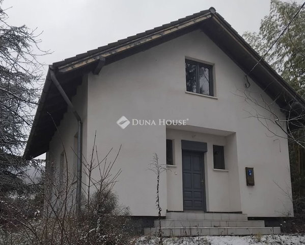 Eladó családi ház, Budapesten, II. kerületben 159.9 M Ft