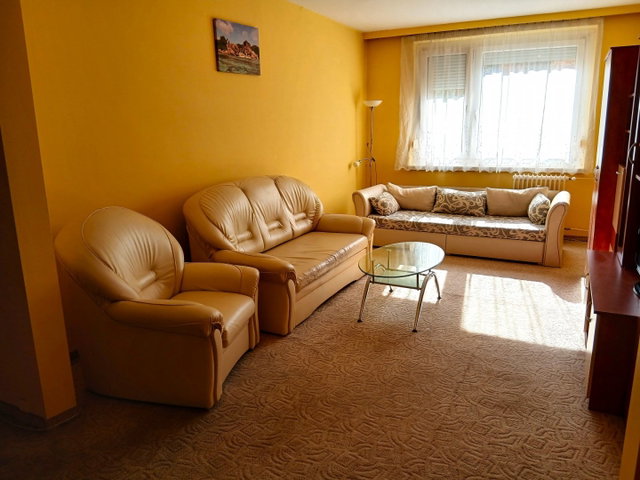 Eladó panellakás, Győrött 46.9 M Ft, 2 szobás