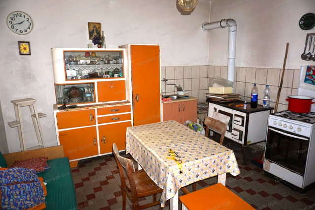 Eladó családi ház, Bágyogszováton 25.9 M Ft, 2 szobás