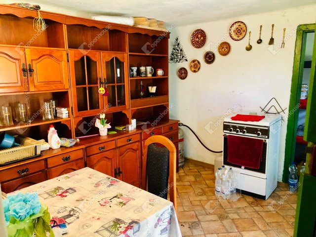 Eladó nyaraló, Beleznán 3.5 M Ft, 1 szobás