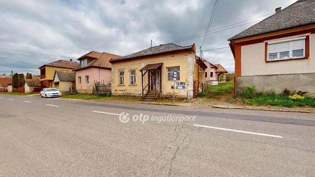 Eladó családi ház, Monokon 19.99 M Ft, 5 szobás