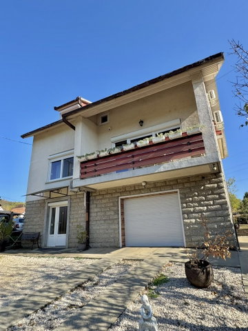 Eladó családi ház, Pécsett, Somogy utcában 74.9 M Ft, 6 szobás
