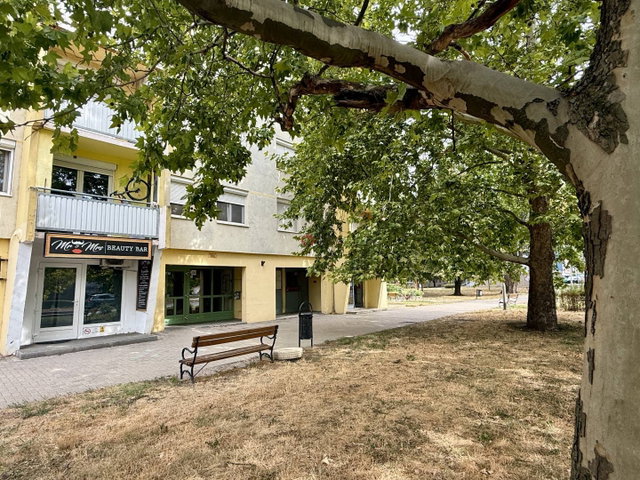 Eladó panellakás, Székesfehérvárott, Budai úton 47.5 M Ft