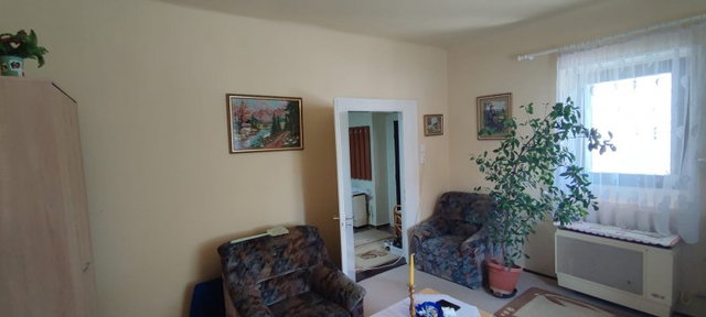 Eladó családi ház, Pilisen 16 M Ft, 1+1 szobás