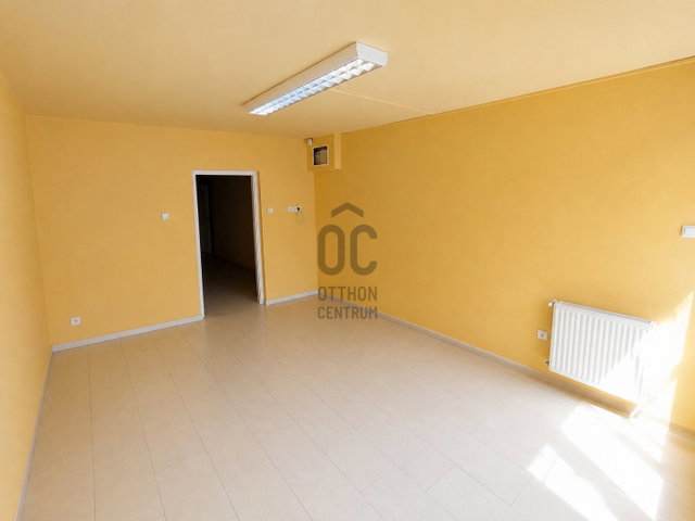 Eladó ipari ingatlan, Nyíregyházán 28.9 M Ft