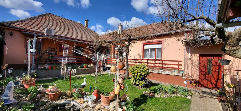4 bed · 140m² · 109.900.000 ft