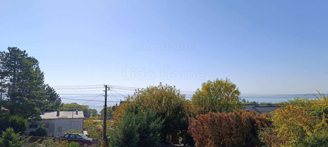 Eladó nyaraló, Balatonakarattyán 199 M Ft, 5 szobás