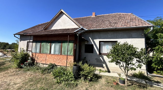 Eladó családi ház, Kötegyánon 5.9 M Ft, 3 szobás