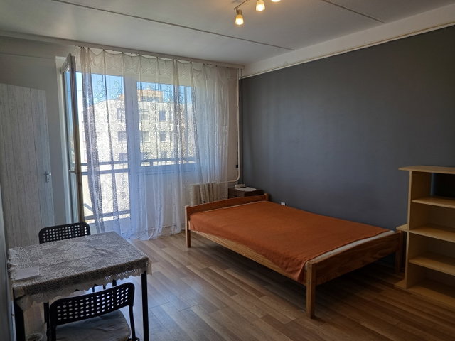 Eladó panellakás, Miskolcon 0.09 M Ft, 1 szobás