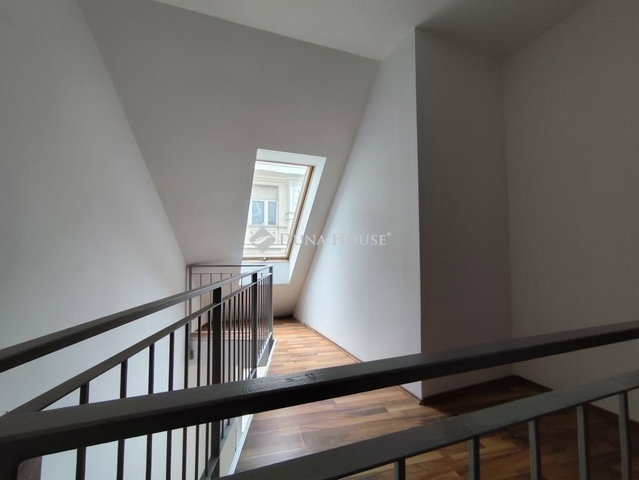 Eladó téglalakás, Budapesten, VI. kerületben 179.9 M Ft