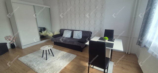Kiadó panellakás, albérlet, Miskolcon 130 E Ft / hó, 1+1 szobás