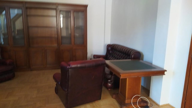 Kiadó iroda, Budapesten, II. kerületben 720 E Ft / hó, 1 szobás