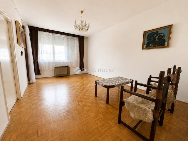Eladó téglalakás, Nyíregyházán 43 M Ft, 2 szobás
