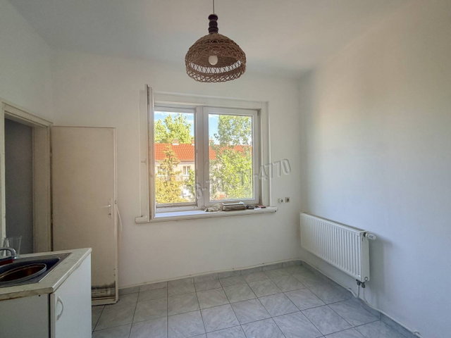Eladó téglalakás, Oroszlányban, Bánki Donát utcában 32.2 M Ft