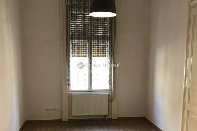 Eladó téglalakás, Budapesten, VIII. kerületben 94.9 M Ft