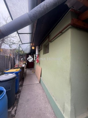 Eladó családi ház, Cegléden, Orgona utcában 34.9 M Ft, 3 szobás
